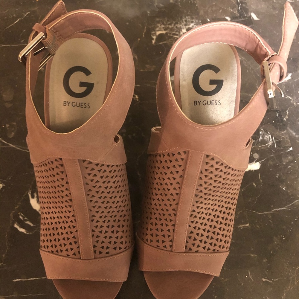 Guess platform sandals